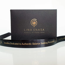 Load image into Gallery viewer, Herkimer Diamond from US Silver Bracelet "Stone of Light" - round beads 7-8 mm