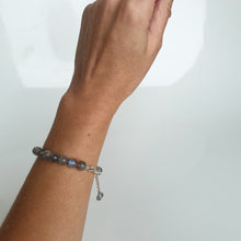Load image into Gallery viewer, Labradorite AAA+ Silver 925 Bracelet for Women "The Guardian" - 8 mm