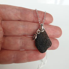 Load image into Gallery viewer, Moldavito sidabro 925 pakabutis su grandinėle iš Čekijos "Fortūnos akmuo"
