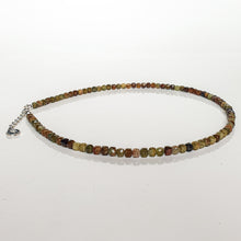 Load image into Gallery viewer, Žaliojo granato sidabro 925 vėrinys "Svajonės pildosi" - Petit Secret