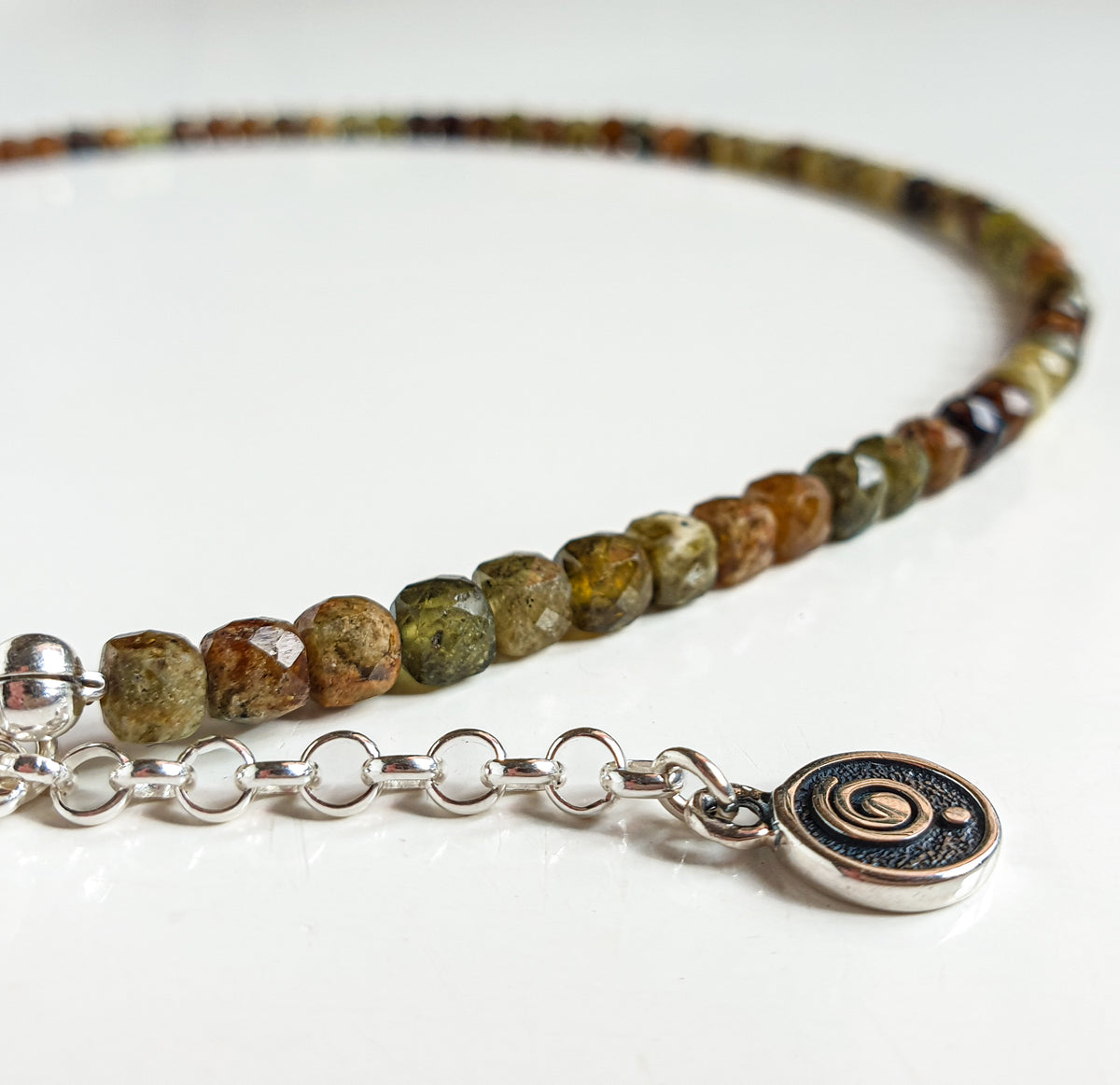 Green Garnet Silver 925 Necklace "Vital Thouhgts" - Petit Secret