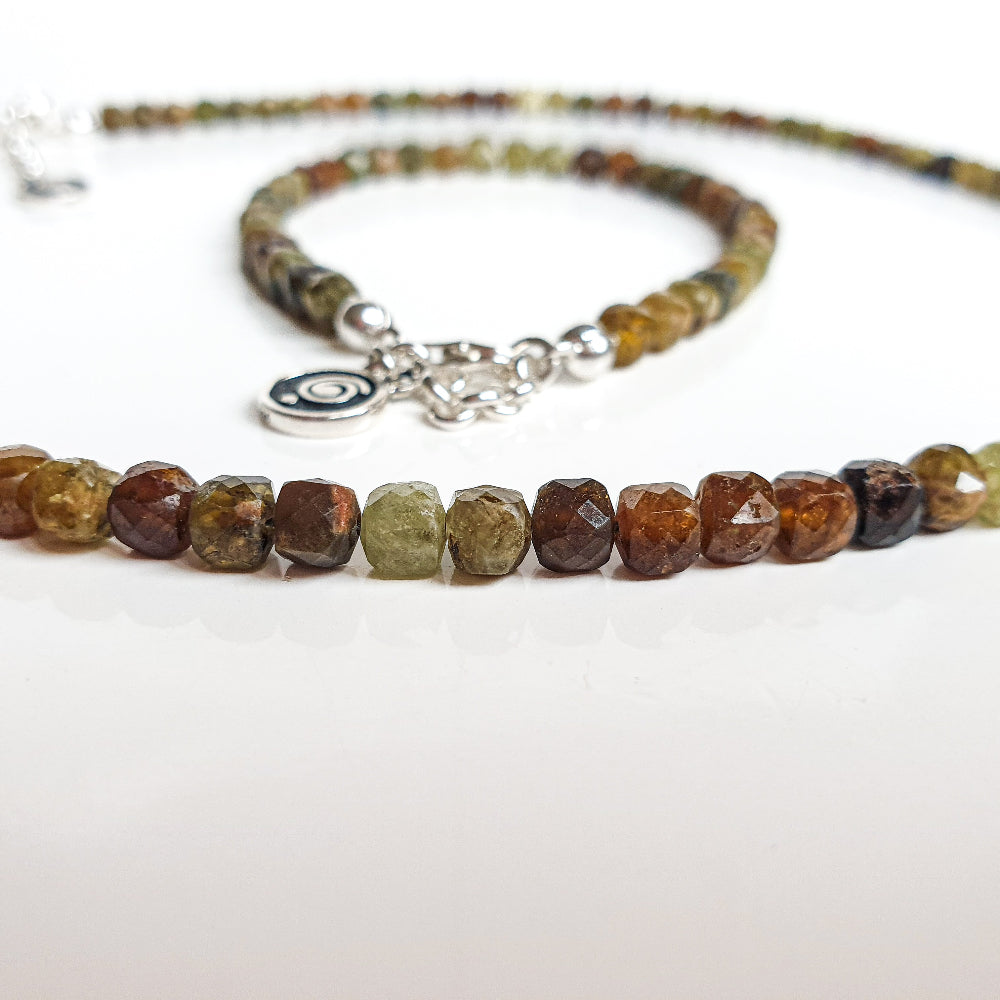Green Garnet Silver 925 Necklace "Vital Thouhgts" - Petit Secret