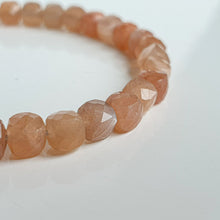 Load image into Gallery viewer, Set of Sun Stone Silver 925 Necklace and Bracelet "Joy and Success"