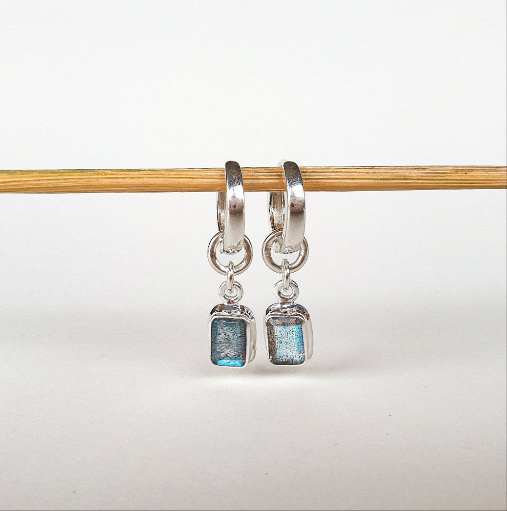 Elegant Silver 925 Earrings with High Grade Labradorite "The Guardian"