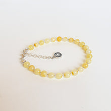 Load image into Gallery viewer, Luxury Light Baltic Amber and Sterling Silver 925 Bracelet "Sun stories"